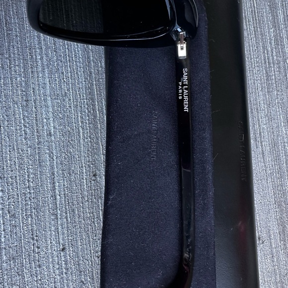 YSL Heart Cateye Sunglasses - Picture 6 of 6